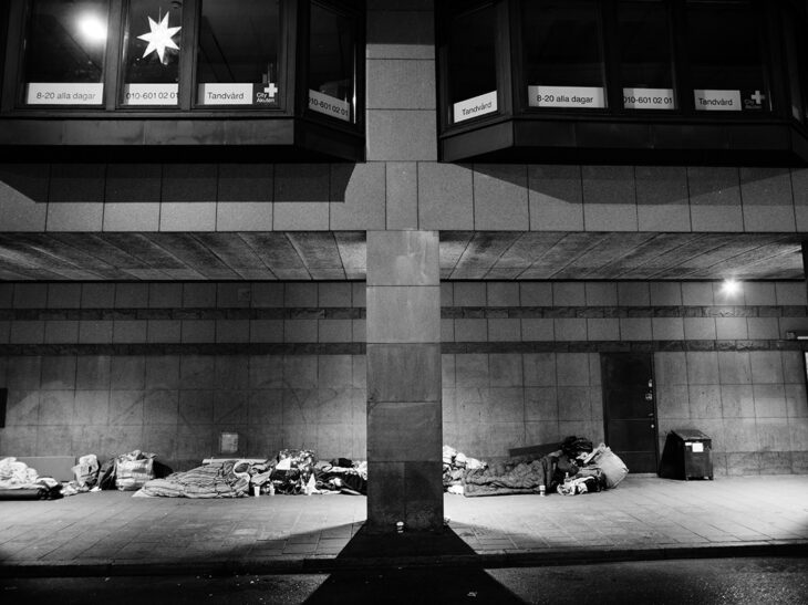 12/22-2014 Stockholm.Sweden.
Many Roma from Romania sleeping out in the string Lyla at Olof Palmes gata in Stockholm.Cirka 500 Roma people are homeless in the center of Stockholm.